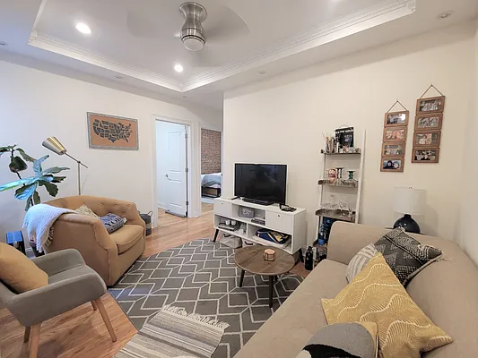 Rented by Compass | media 3