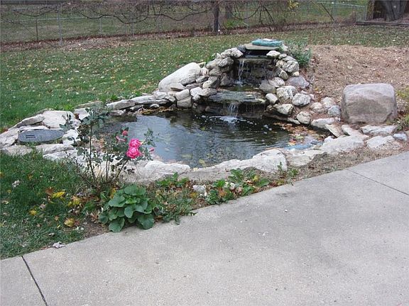 4th image of 9458 Shenandoah Dr
