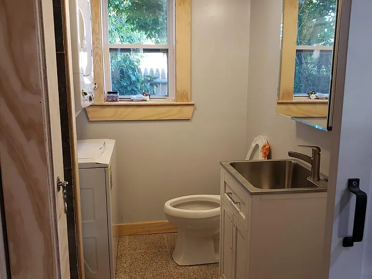 204 Seaview Ave #D — Photo 4