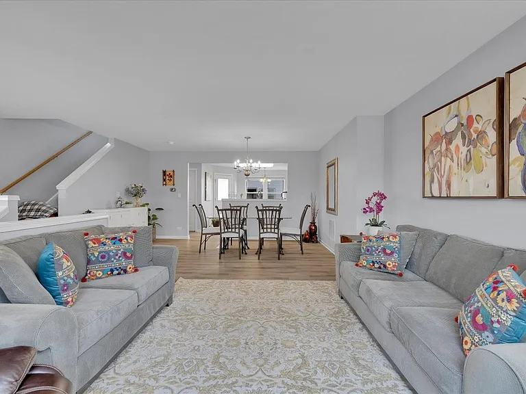 404 Belvedere Ln — Photo 20
