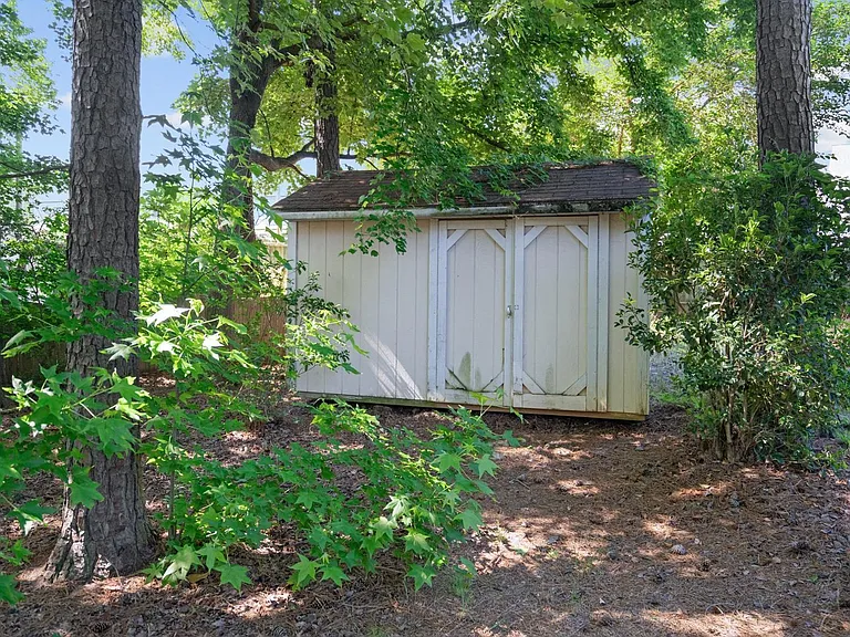 2400 Buckwater Ct — Photo 36