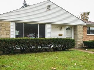 925 S 6th Ave, Des Plaines, IL