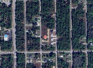 2104 Robert Ave, Alva, FL 33920