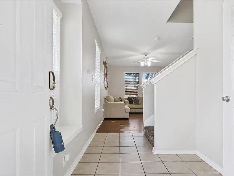 418 Folk Crest Ln — Photo 10