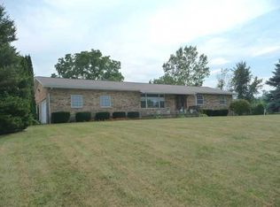 14000 Simmons Rd, Utica, OH 43080