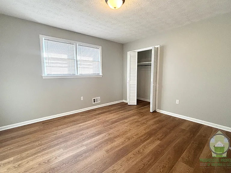 17 Eula St — Photo 8