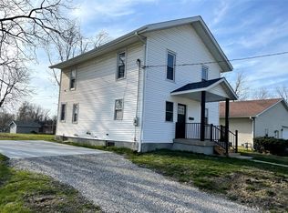 121 W 10th St N, Newton, IA 50208