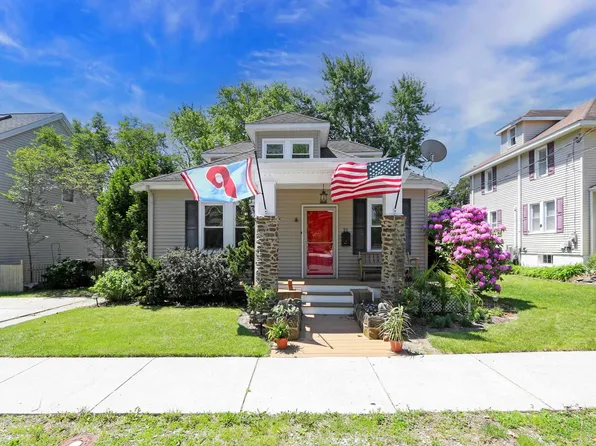 14 E Johnson Ave, Somers Point, NJ 08244