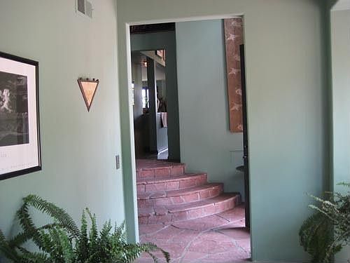 entrance 