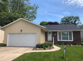 55 Karyl St, Waterville, OH 43566