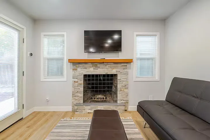 3197 Crescent Ave #A — Photo 3