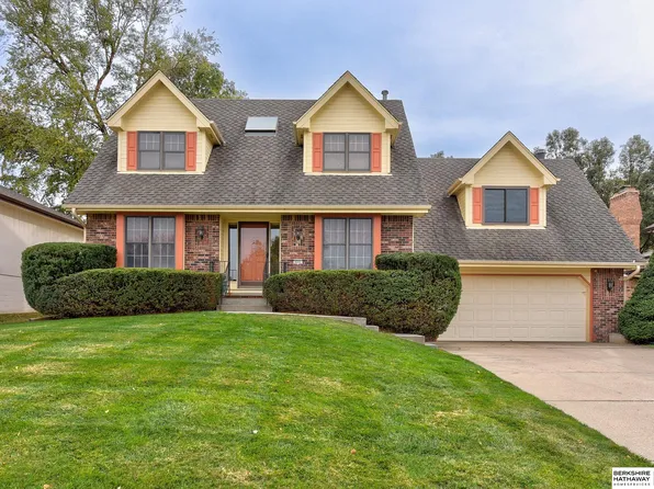 6233 S 79th Cir, Ralston, NE 68127