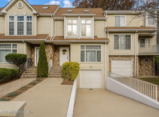 41 Wolcott Ave, Staten Island, NY 10312