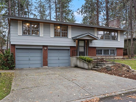 2nd image of 905 W Teal Ave