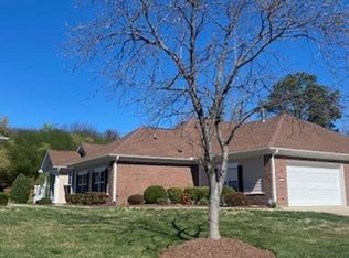 4725 Ivy Crest Ct, Raleigh, NC 27604