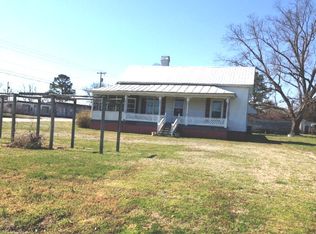 100 W Church St, Conetoe, NC 27819
