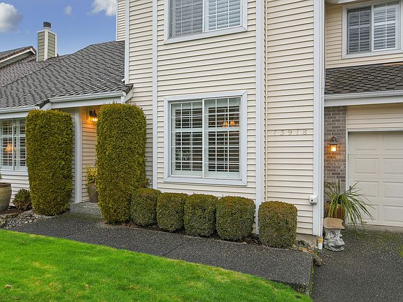 3rd image of 13918 SE 35th St