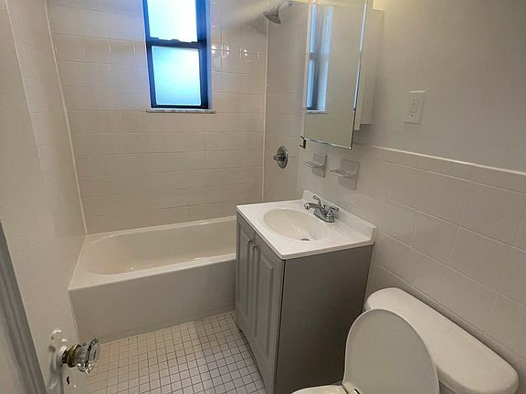 5th image of 31-21 29th St #6A