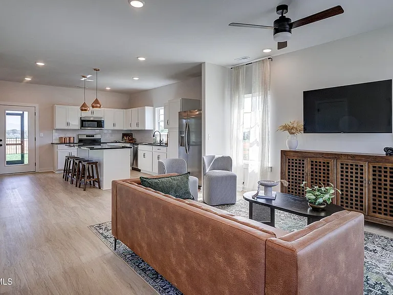 4165 Gambrel Oaks St — Photo 16