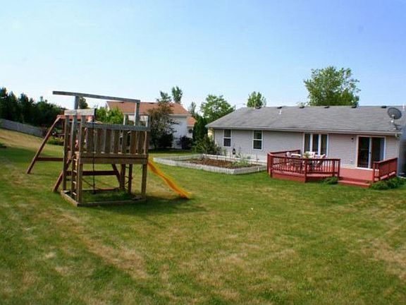 5th image of 234 Wildflower Way