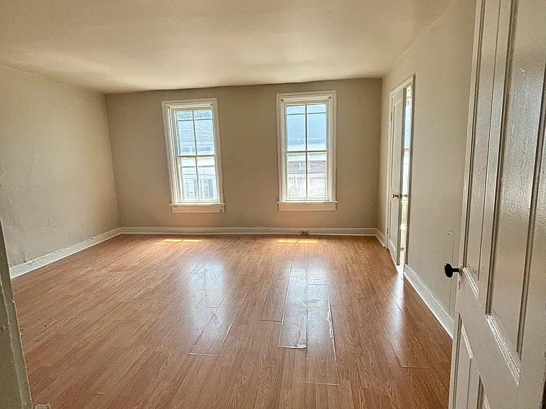423 S Main St #3 — Photo 7