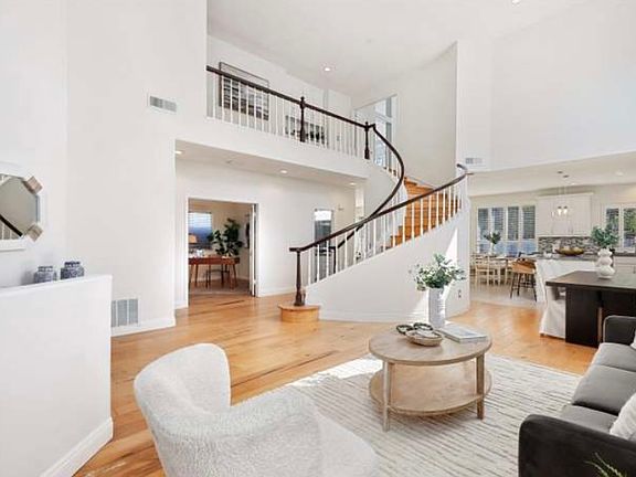 4th image of 14069 Capewood Ln