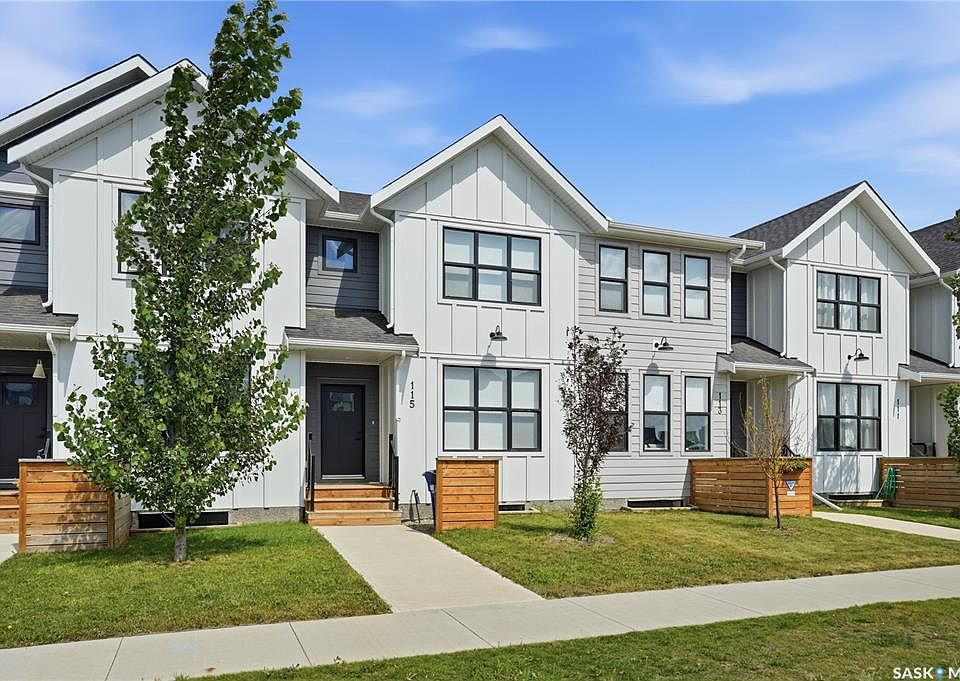 1st image of 115 Rosewood BOULEVARD E