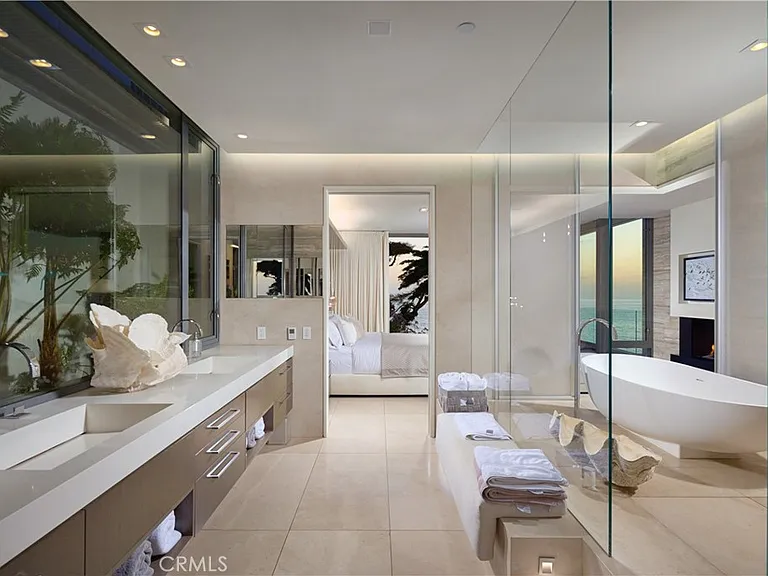 58 N La Senda Dr — Photo 16
