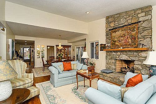 Living Room.