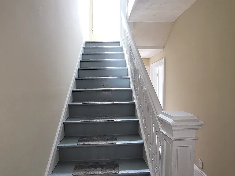 1820 Division Stright Rdg — Photo 26