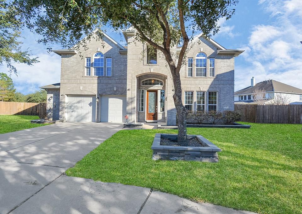 1st image of 6103 Lakenshire Falls Ln