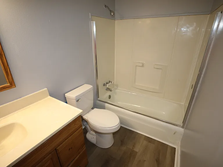 1815 Paisley Ave — Photo 6