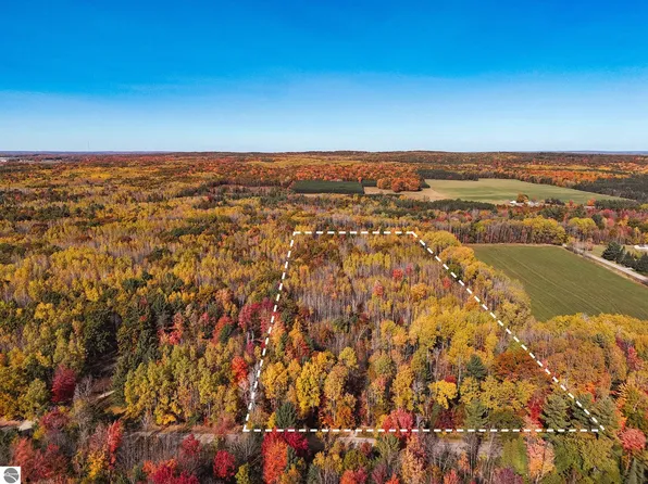 4281 E Workman Rd, Falmouth, MI 49632