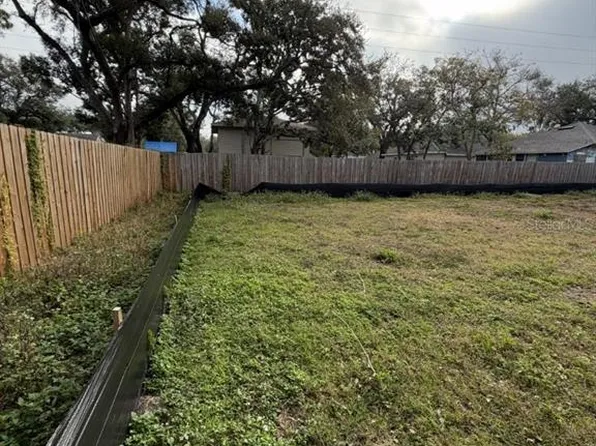 1006 Jones St #11, Clearwater, FL 33755