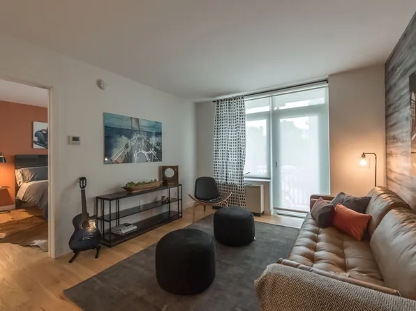 1277 East 14th Street 414B image 3 of 18