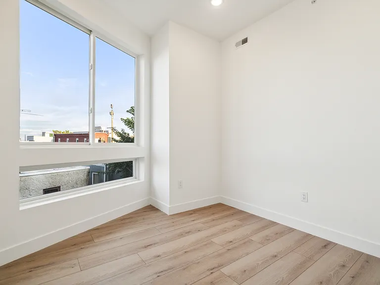 1621 Point Breeze Ave #4 — Photo 20