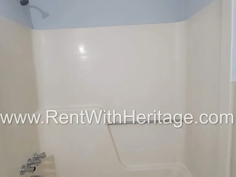 1049 Old Powder Springs Rd SW — Photo 9