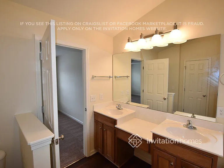 532 Knothole Ln — Photo 4
