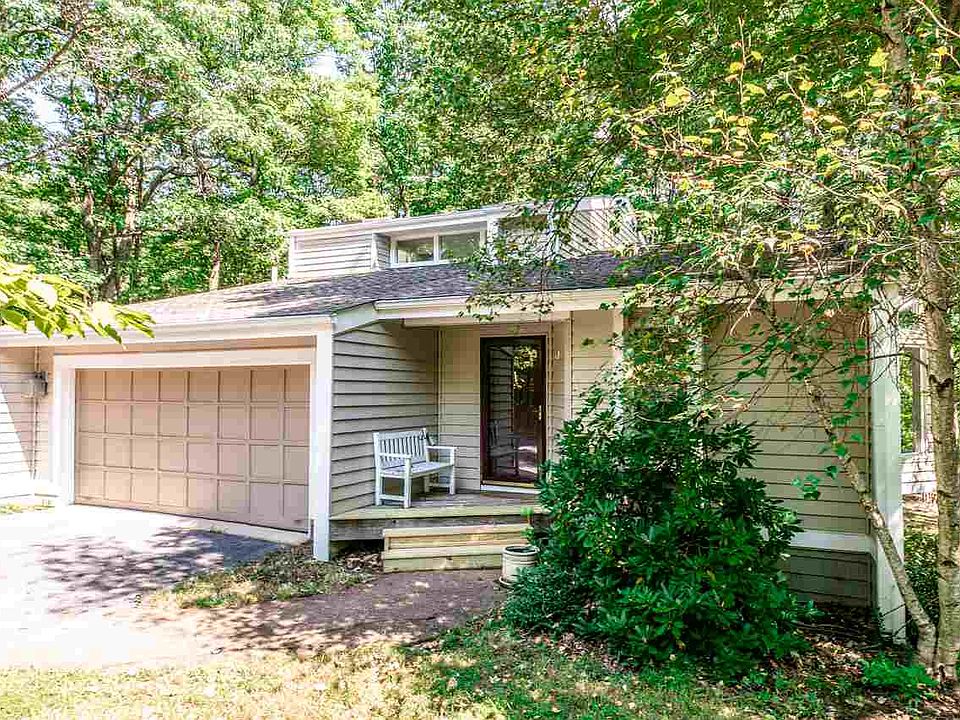 1st image of 2654 Mountain Dr
