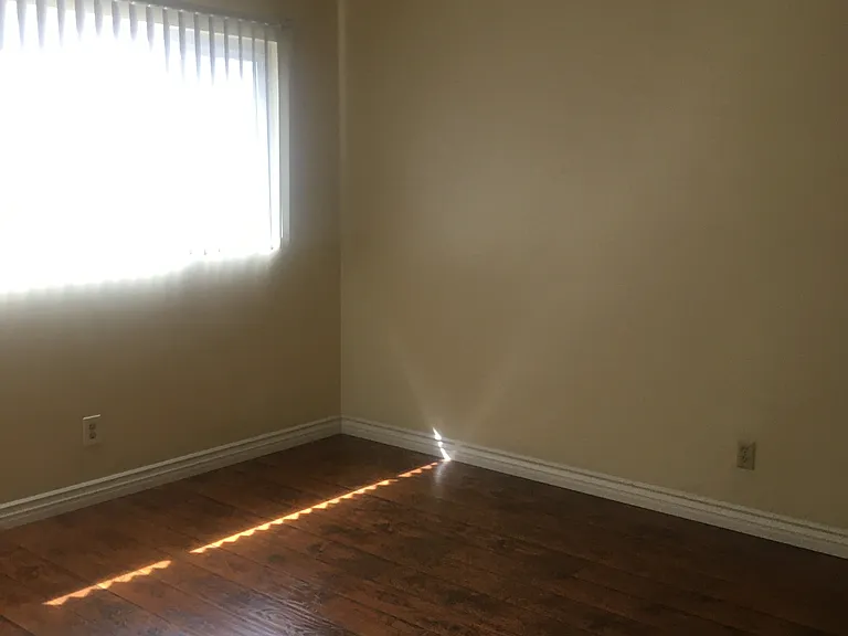1070 Balboa Dr #2 — Photo 7