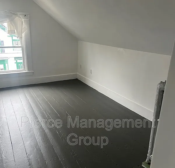 18 Maple St #B — Photo 18