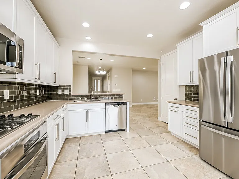 6485 Cape Canyon Ct — Photo 8