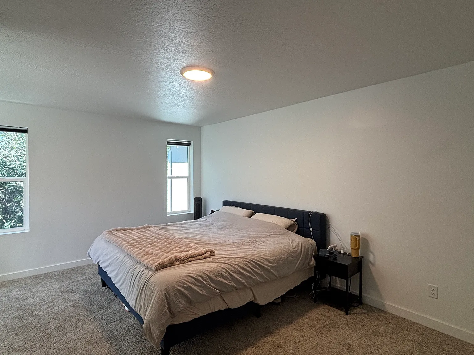 4 bed, 2.5 bath, 1800 sqft, $2,400 — Photo 4