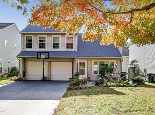 153 Malibu Dr, Eatontown, NJ 07724