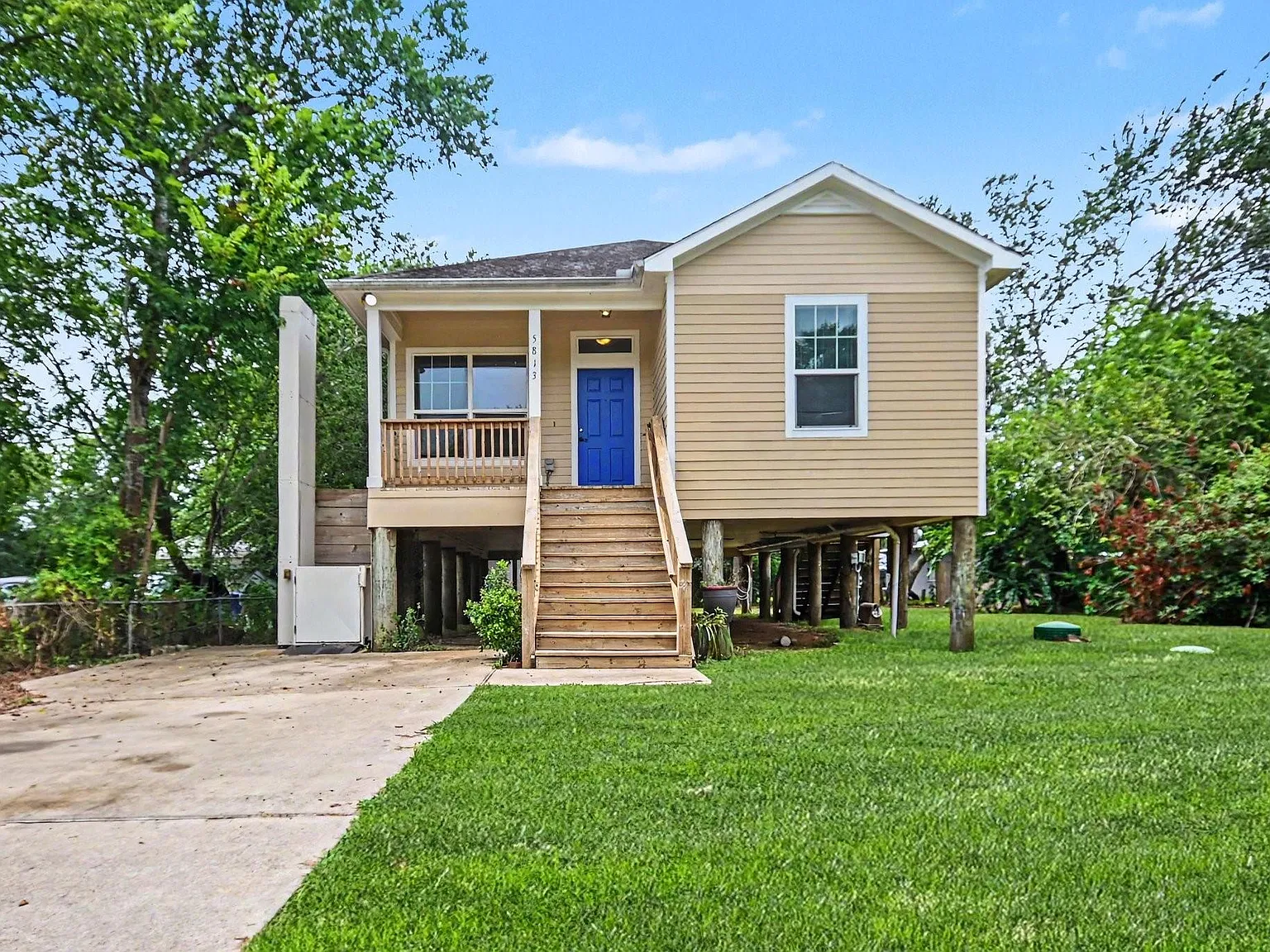 2 bed, 2.0 bath, 1316 sqft, $1,650 — Photo 3