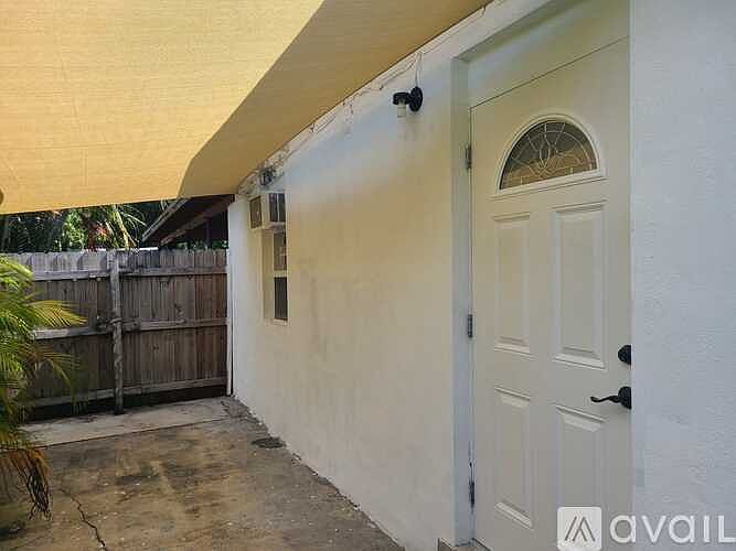 1st image of 435 NE 135th St N