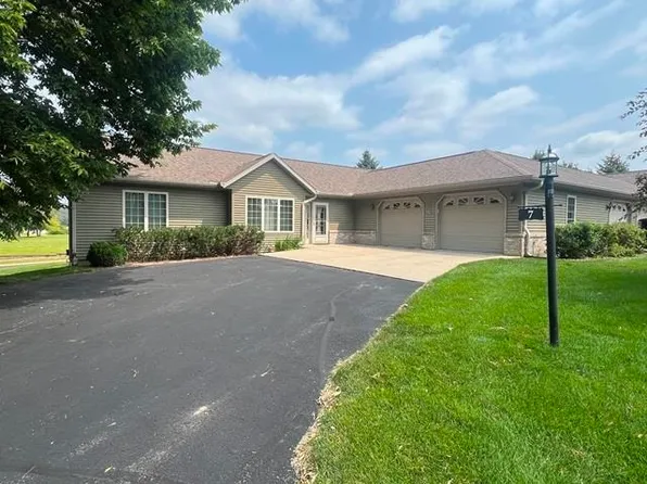 601 Viking View Dr Unit 7, Reedsburg, WI 53959