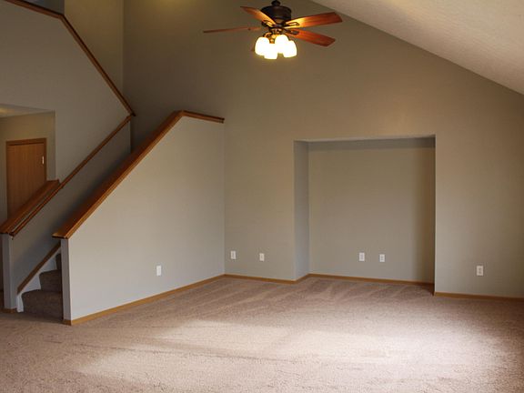 5th image of 6414 Hackel Dr