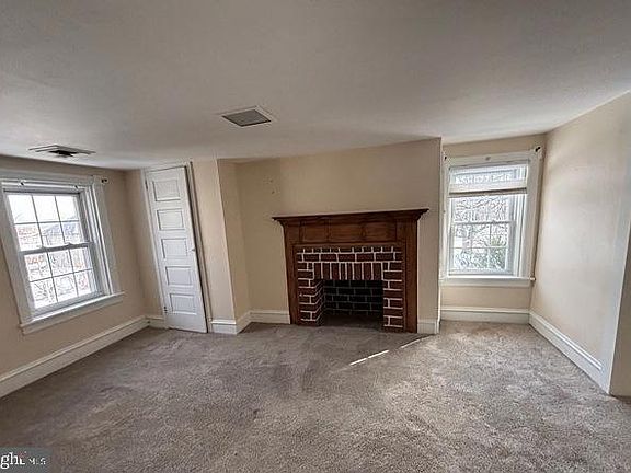 3rd image of 137 Repaupo Station Rd