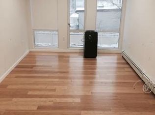 2635 14th St, Astoria, NY 11102